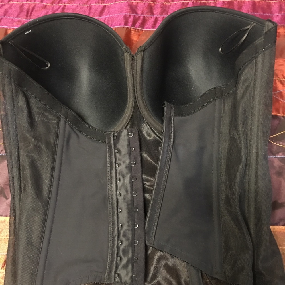 Black corset In Good condition